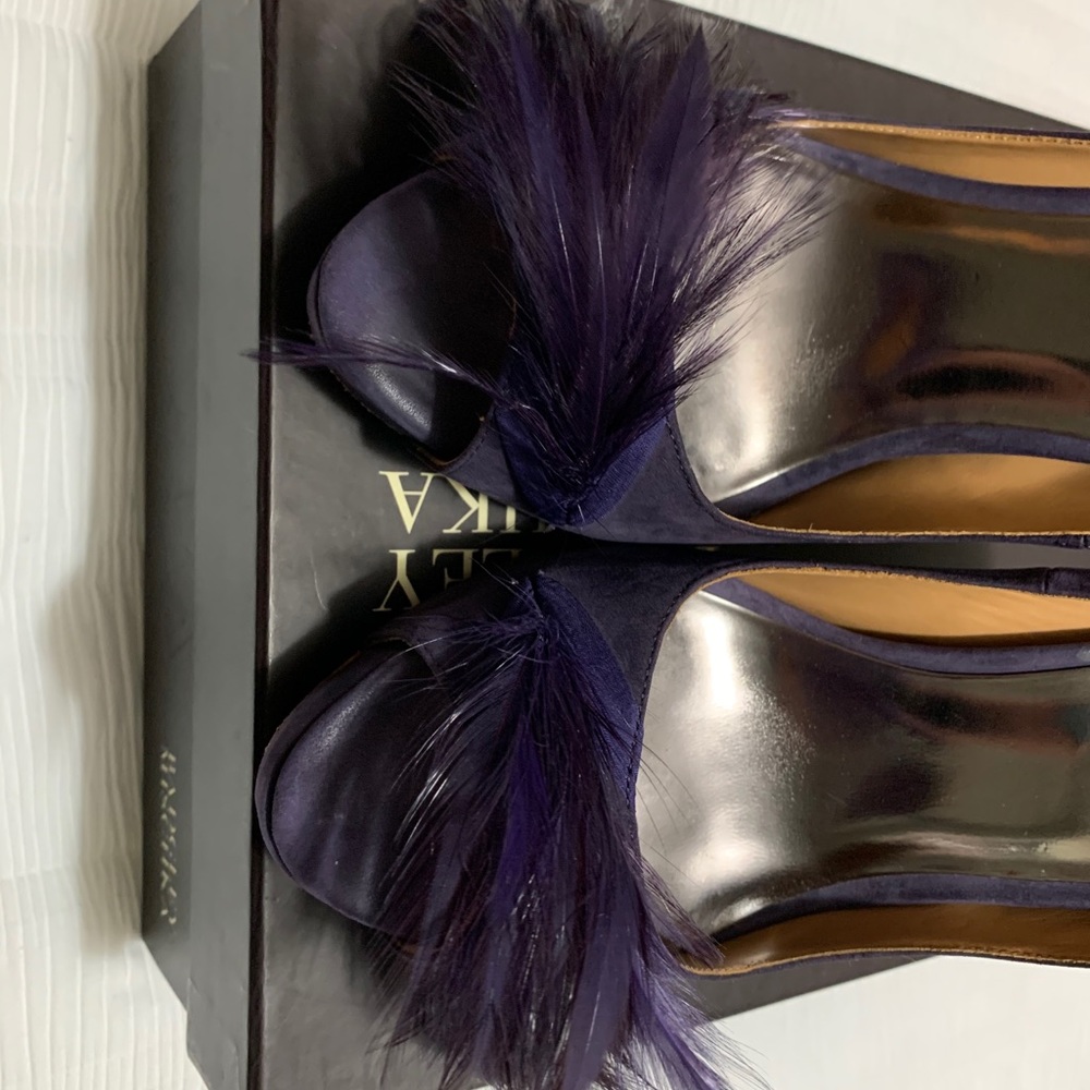 Shoes - Picture 7 of 16